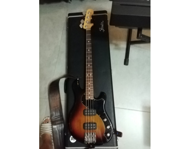 Vendo fender dimension USA