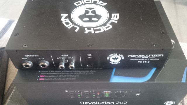 Black Lion Revolution 2x2