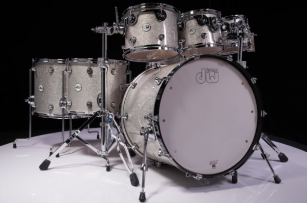 DW Design Series 6pc Drum Set Silver Sparkle Lacquer