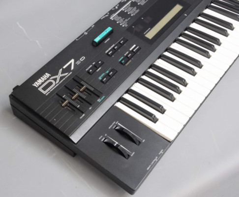 Yamaha DX7 II-D