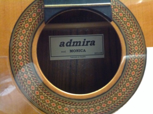Vendo o cambio guitarra clasica Admira Monica , 150 euros.