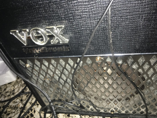 Fender stratocaster vg usa con amplificador