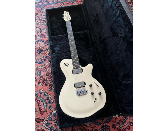 Guitarra eléctrica-acústica GODIN LGXT