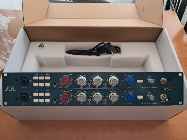 BEHRINGER 1273 KT x2 previos con eq (envío incluido)