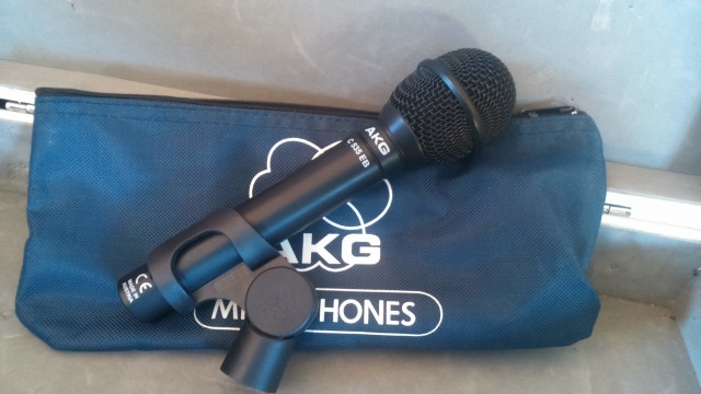 Micrófono AKG 535
