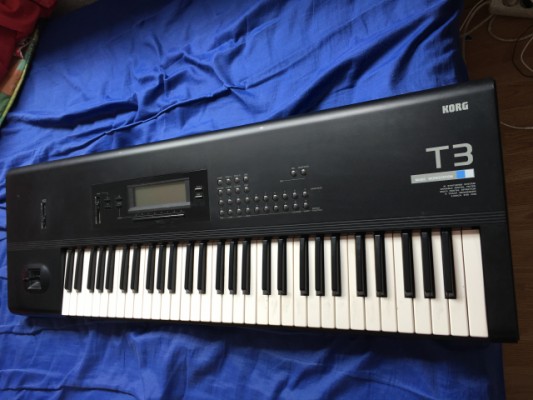 Vendo Korg t3 impecable