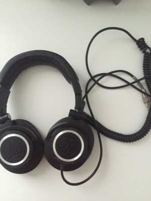 Auriculares Audio-Technica Ath-M50
