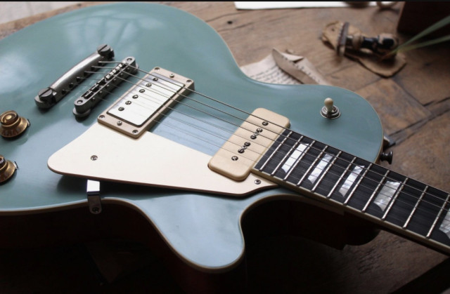 CAMBIO EASTMAN SB58/TV Fade Blue Limited Edition, HARDCASE, 3, 75 KG