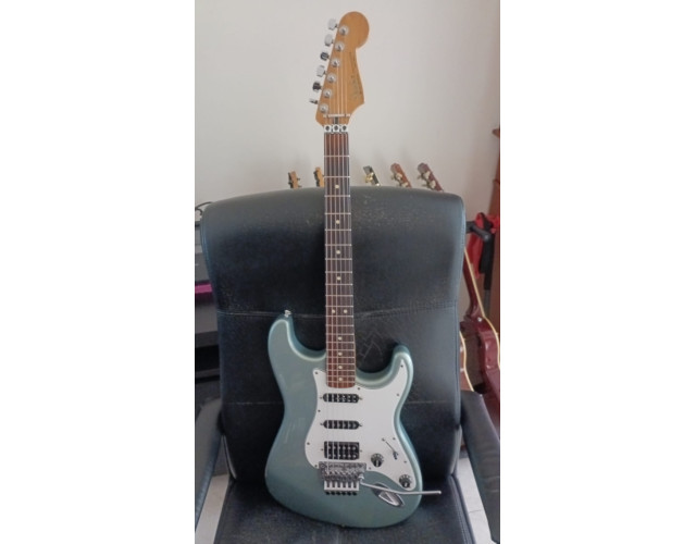 Fender Stratocaster Standard MIM con upgrades