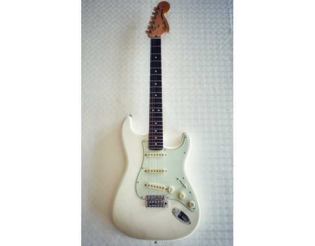 Fender Stratocaster American Performer Artic White