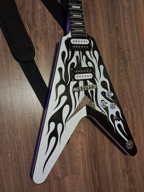 Guitarra Dean Michael Schenker