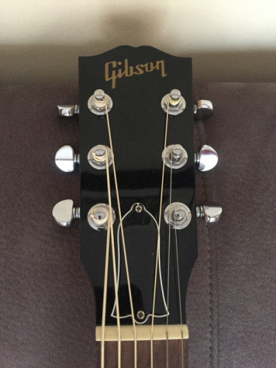 Gibson J-15 2017