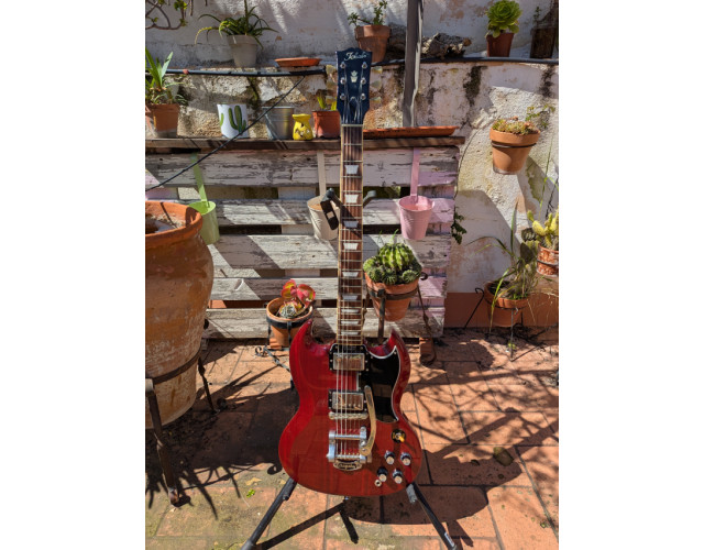 Tokai SG 136-B5 WN Special Bigsby