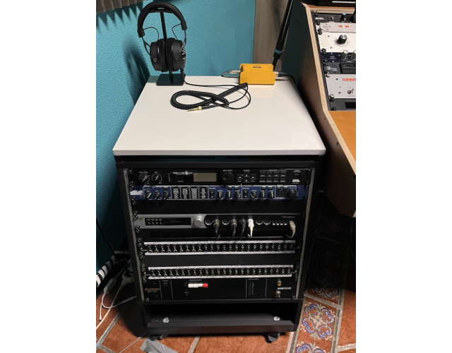Mesa rack para estudio Sessiondesk Alea + Sessiondesk Nivel