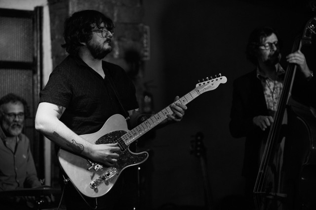 Roadhouse Guitar School - Santi Guillén (+70 Reviews de Alumnos)