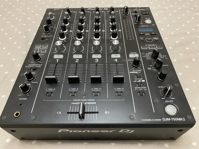 Pioneer DJM 750 mk2
