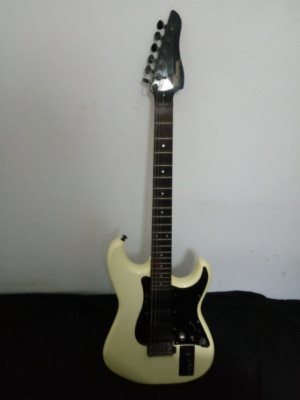 Guitarra MIDI Casio MG510