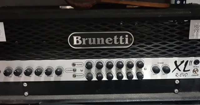 Cabezal amplificador guitarra Brunetti XL II R-Evo como nuevo