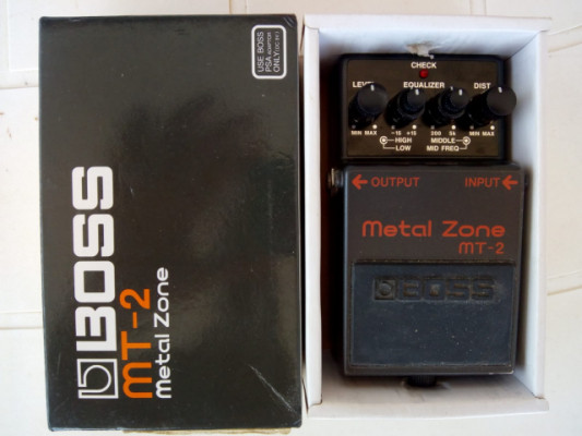 Metal Zone MT-2 de Boss