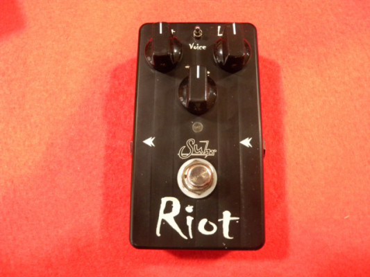 SUHR RIOT LIMITED EDITION BLACK