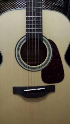 vendo guitarra acustica takamine GN10-NS nueva