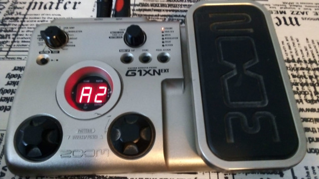 pedal de efectos ZOOM G1XN ext