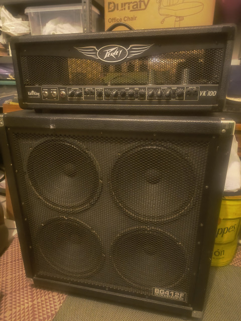 Peavey Valveking VK100H 100W + Pantalla Behringer UltraStack 4x12 400W