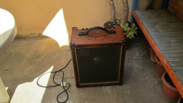 Roland Cube 100 orange vintage