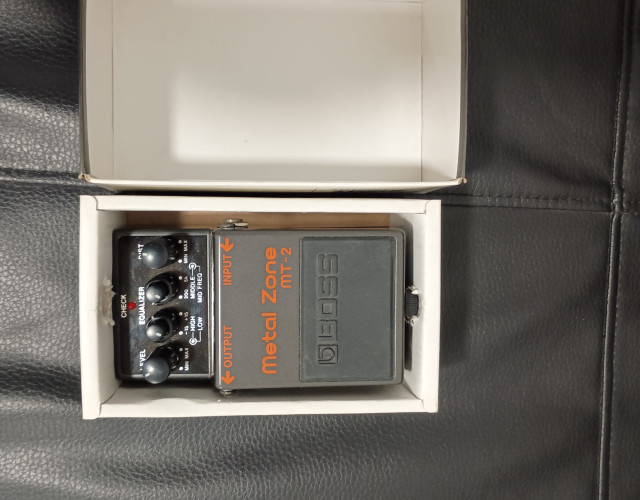 Pedal Boss MT 2 (v1) Metal Zone
