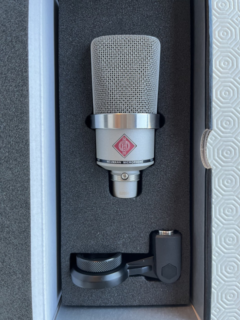 Micrófono Neumann TLM 102