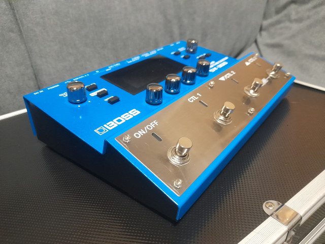Boss SY-300