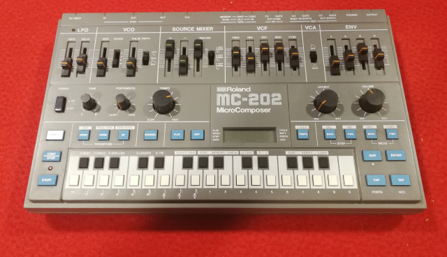 Roland Mc 202 Microcomposer