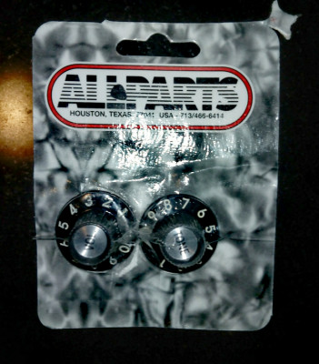 Allparts Witch Hat Knobs
