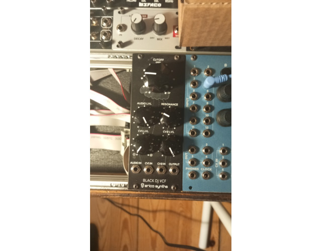 Black dj vcf Erica synths