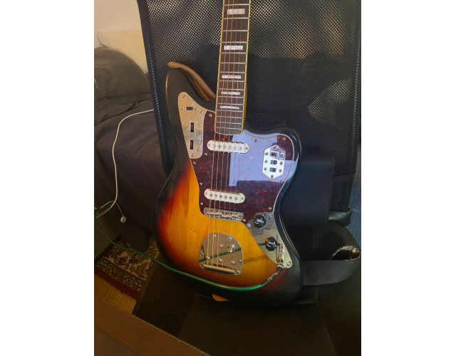 Squier Classic Vibe 60s Jaguar