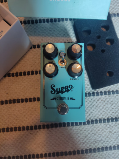 Supro Chorus