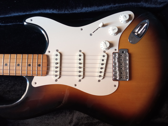Fender Stratocaster classic 50 sunburst 2003