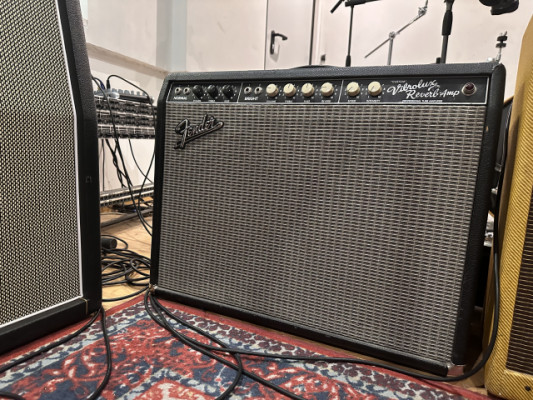 Fender Vibrolux Custom Reverb