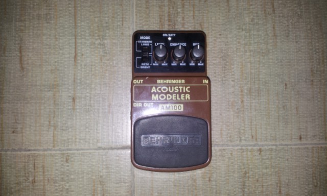 pedal Behringer AM-100 (envio incluido)