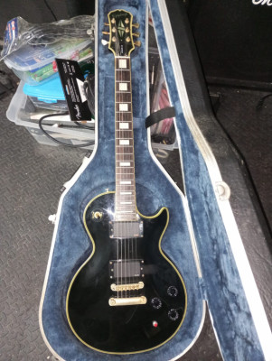 Epiphone Les Paul custom. EMG y Killswitch.