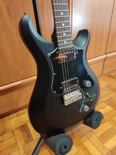 PRS S2 standard 22 negro satín