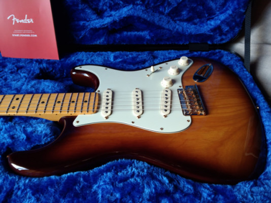 Fender american stratocaster 75 aniversario