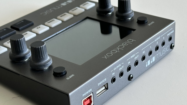 1010 music Blackbox + decksaver