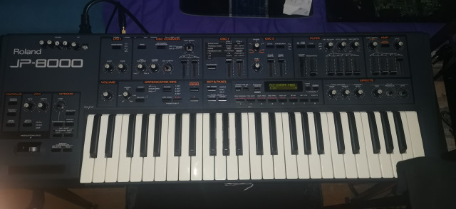 Roland jp8000