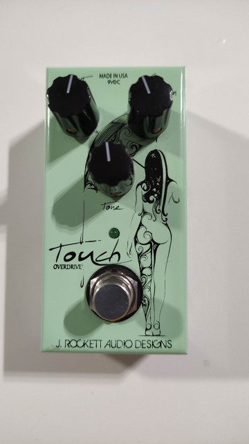 Y cambio: J. Rockett touch overdrive