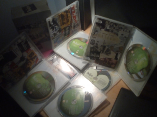Beatles Anthology collection BOX SET 5 DVDs (Sub español)