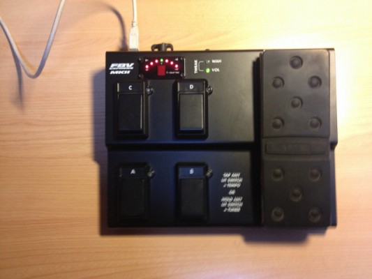 Line6 FBV Express MKII pedal MIDI pedalera controladora USB line