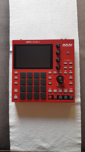 Akai Professional MPC One+