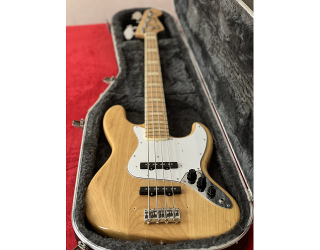 Fender Jazz Bass JB-75 ‘75 Reissue, made in japan