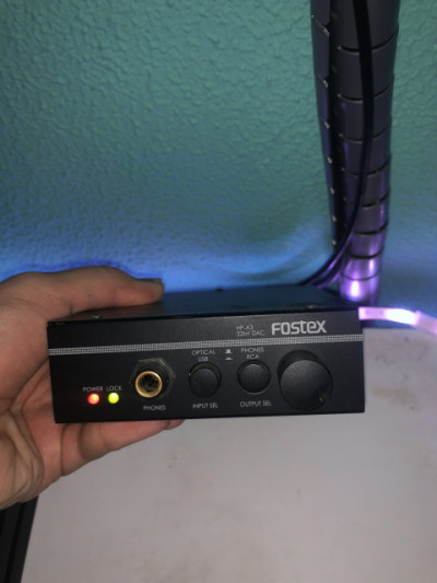 Fostex HP-A3 (conversor Digital/Analógico 32bits)